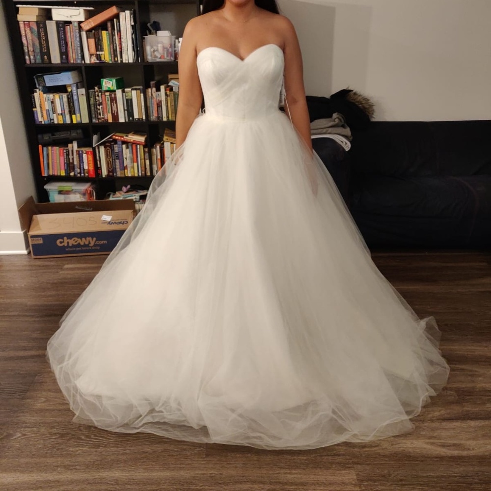 Dennis Basso Wedding Dress Tulle